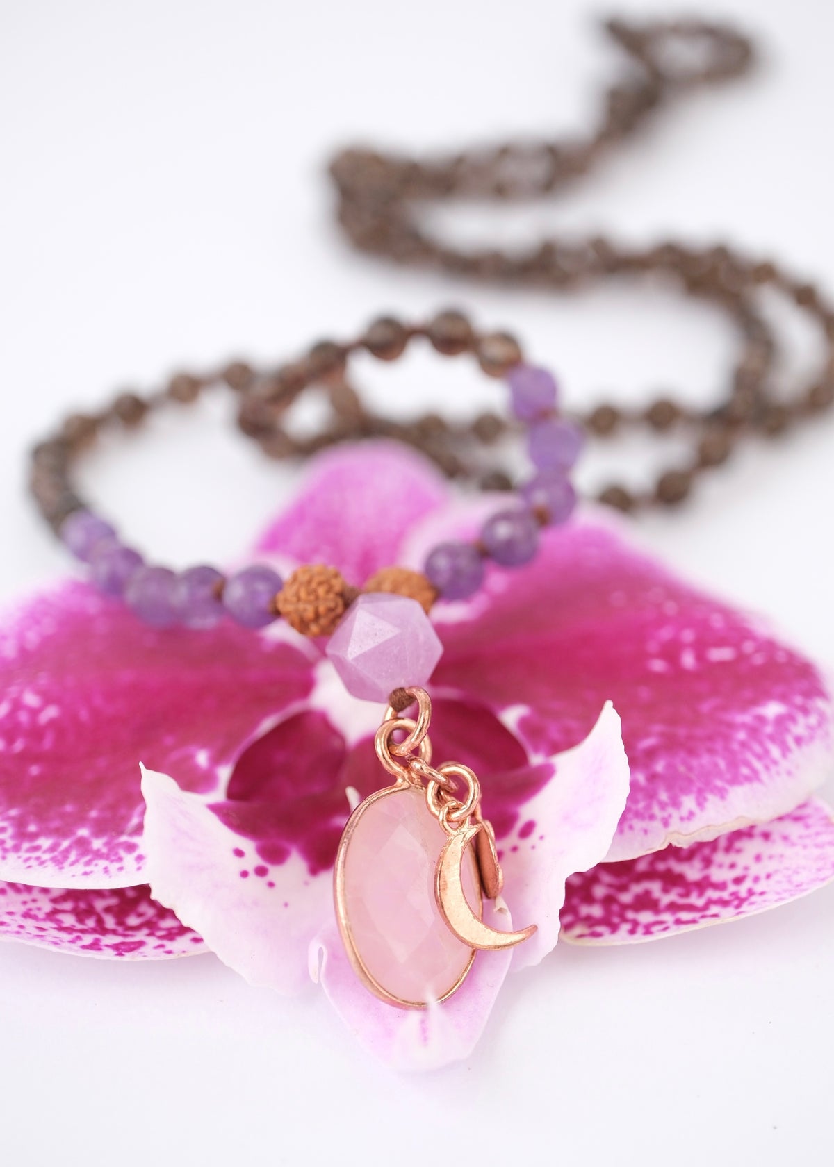 SUNDARI the Beauty of one&#39;s Essence | Removing Energy Blocks with Smoky, Rose and Amethyst Herkimer