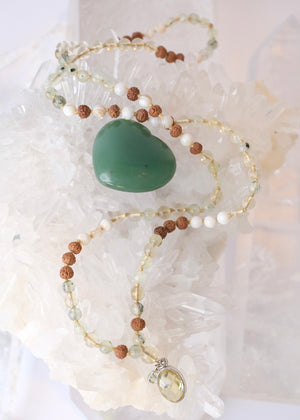 VIMANA The Traveller Insight Mala  | Prehnite, Lemon Quartz, Mother of Pearls Insight Mala