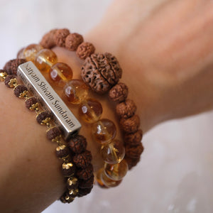 TEMPLE Collection LAKSHMI 7 Mukhi Nepal Guru bead with 7 Mukhi from Indonesia | Rudraksha bracelet