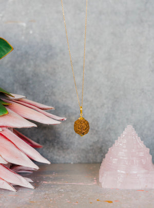 GODDESS SARASWATI Collectors 4 Mukhi Rudraksha 18k Gold Pendant